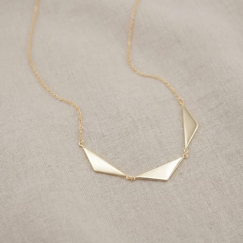 Claire Collar